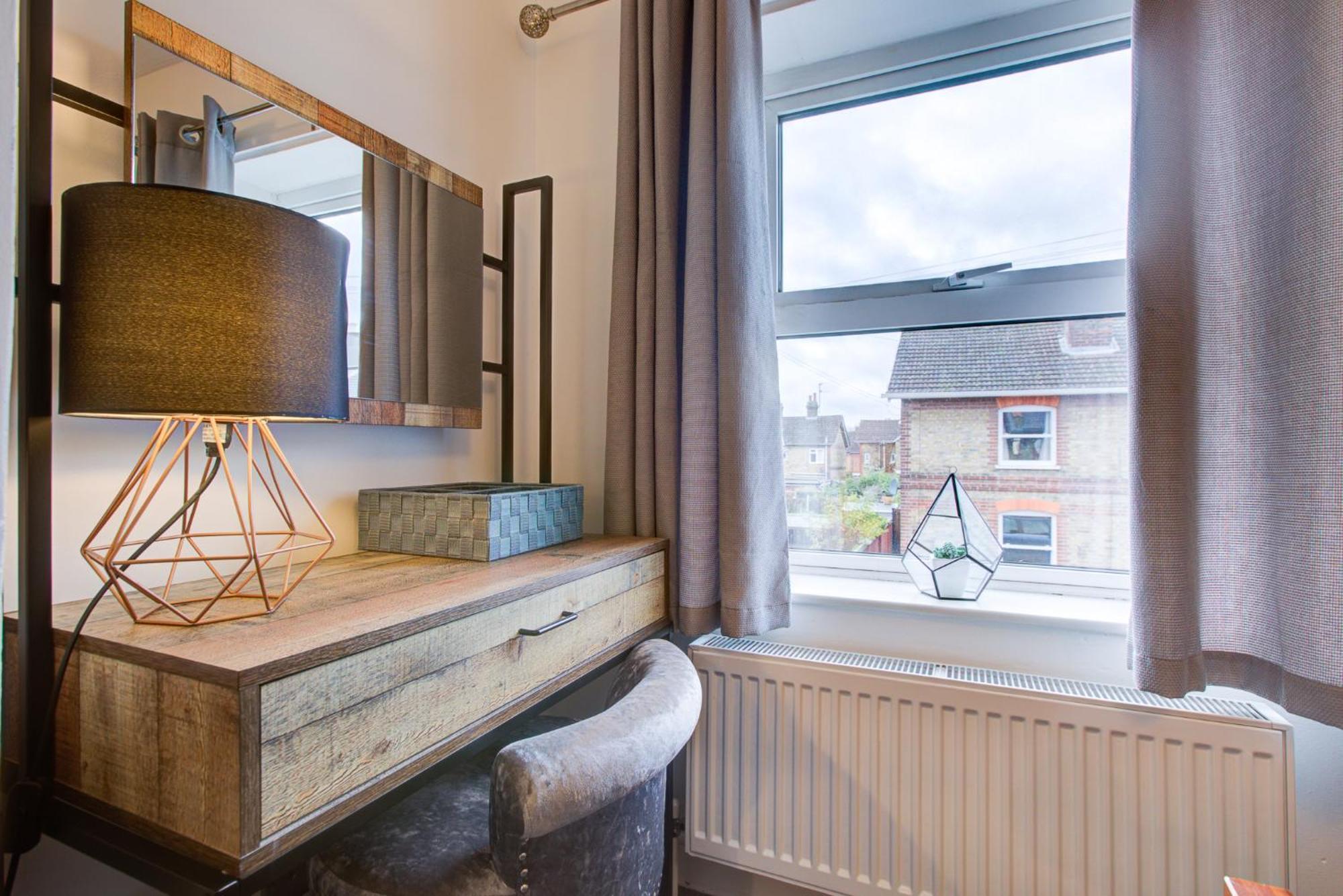 'Number 11' Central Colchester - Super Convenient 2 X Double Bed 1 X Single Bed Cottage Plus Office & Garden, 8 Min Walk Nth Station & Town Ctr, 2 Min Walk Local Shops & Restaurants Eksteriør bilde